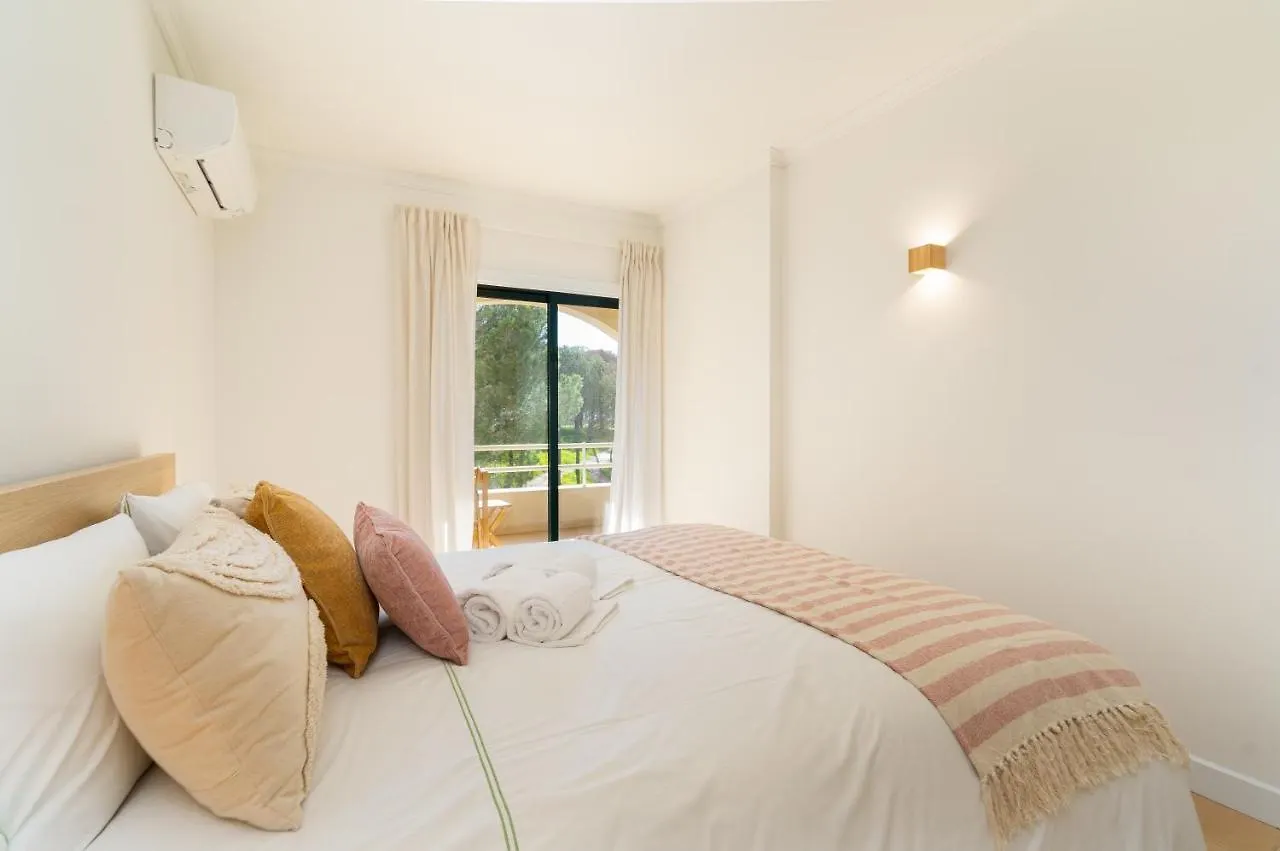 Apartment Salgados Sunny Beach Apt - 7 Min Walk From Beach Guia