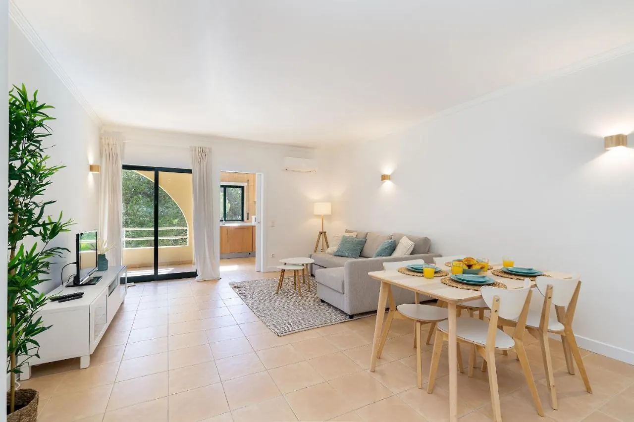 Apartment Salgados Sunny Beach Apt - 7 Min Walk From Beach Guia  Portugal
