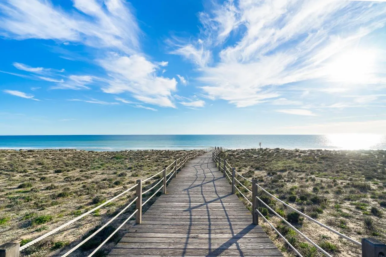 Apartment Salgados Sunny Beach Apt - 7 Min Walk From Beach Guia